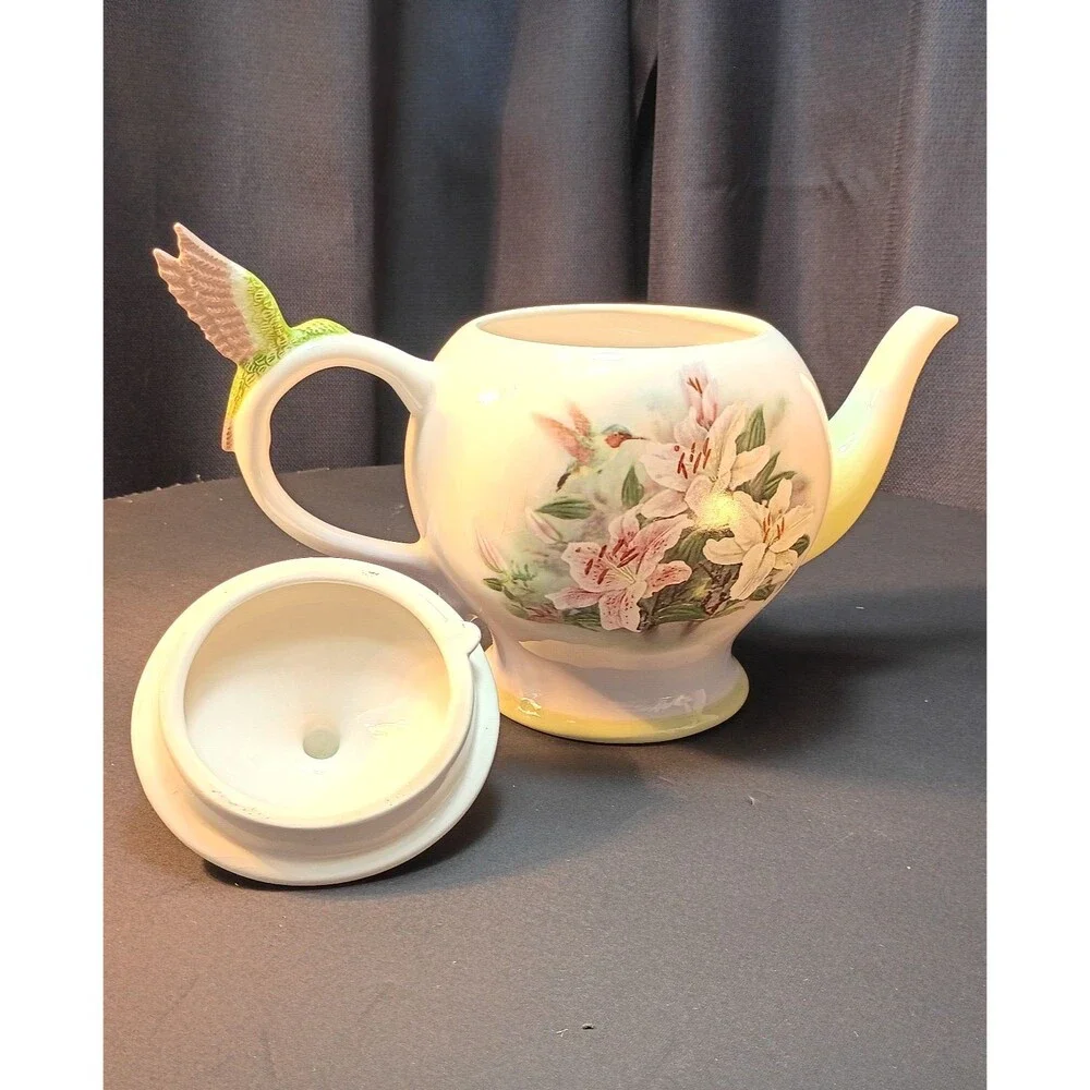 Vintage Hummingbird Lily Floral Teapot China Collectible Lina Lui Bird Decor Gif